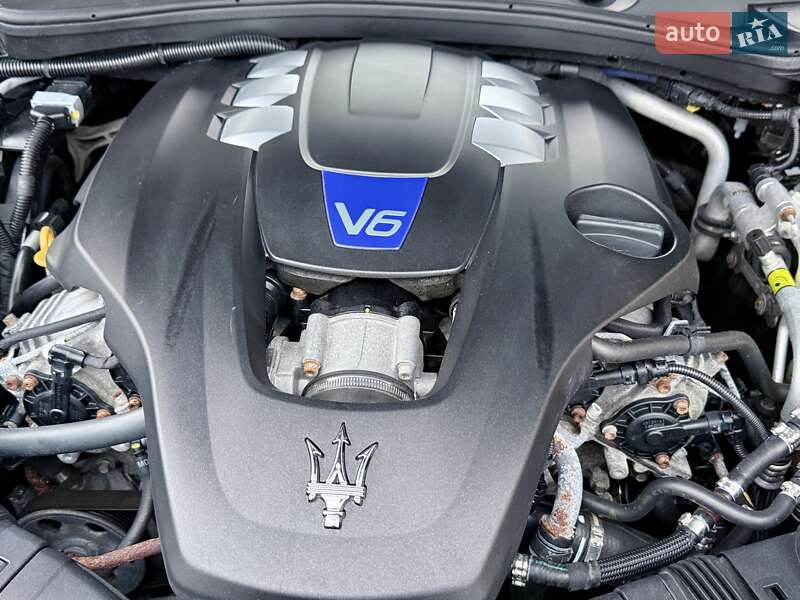 Седан Maserati Ghibli 2014 в Одесі