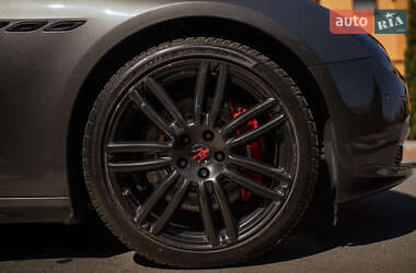 Седан Maserati Ghibli 2014 в 