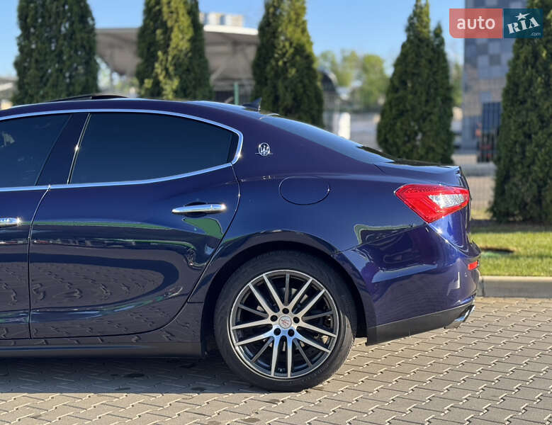 Седан Maserati Ghibli 2015 в Києві