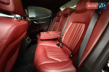Седан Maserati Ghibli 2014 в 