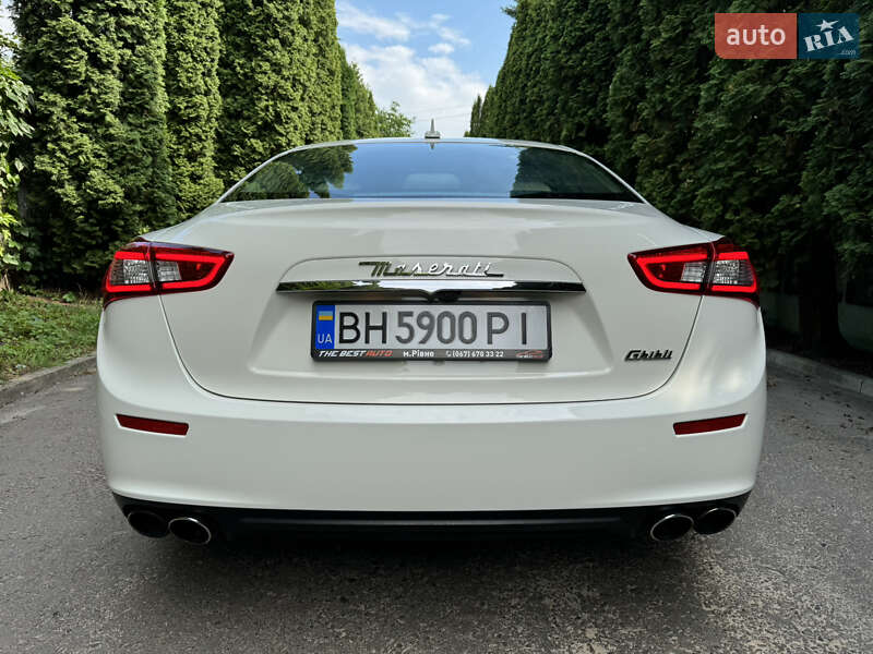 Седан Maserati Ghibli 2014 в Рівному