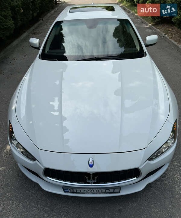 Седан Maserati Ghibli 2014 в Рівному