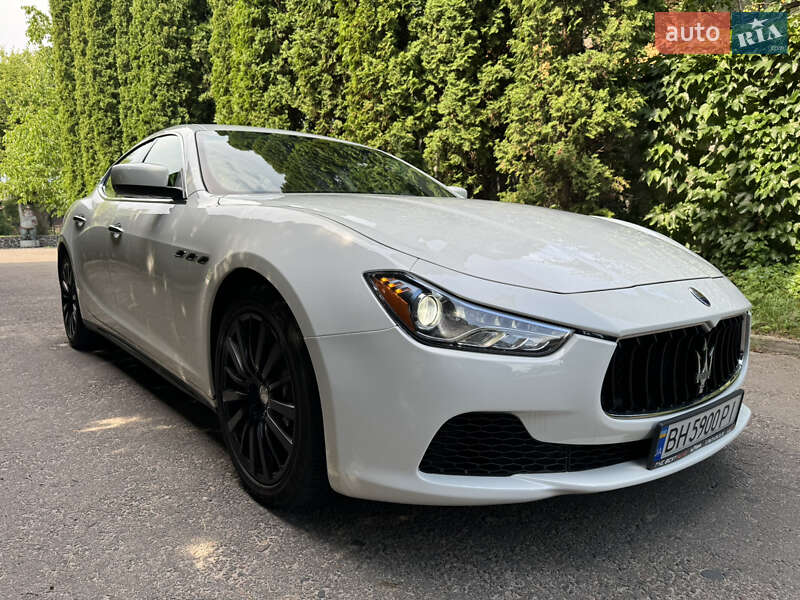 Седан Maserati Ghibli 2014 в Рівному