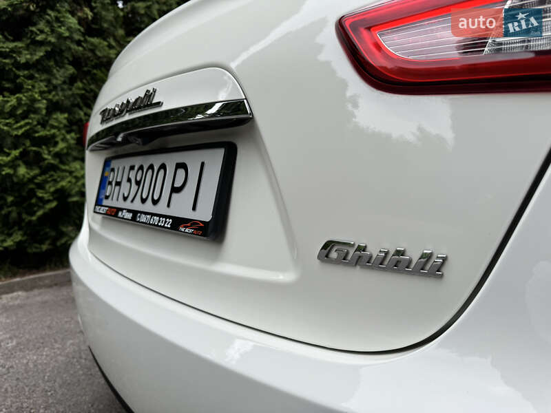Седан Maserati Ghibli 2014 в Рівному