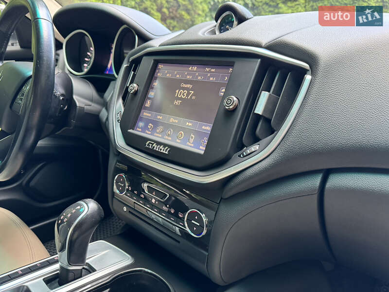 Седан Maserati Ghibli 2014 в Рівному