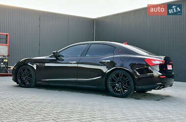 Седан Maserati Ghibli 2014 в 