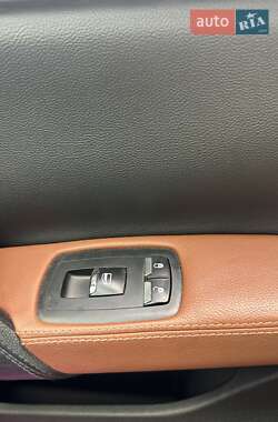 Седан Maserati Ghibli 2015 в 