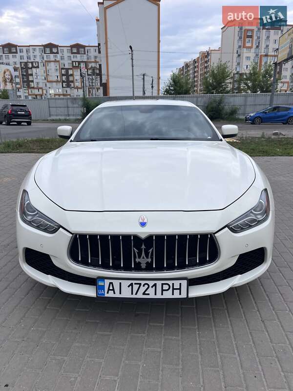 Седан Maserati Ghibli 2015 в Киеве