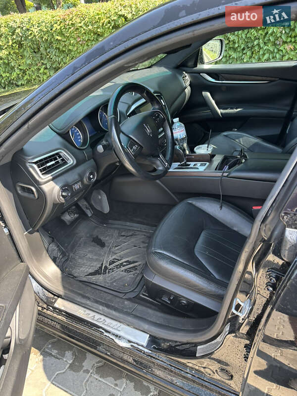 Седан Maserati Ghibli 2013 в Чернівцях фото 6 Седан Maserati Ghibli 2013 в Чернівцях