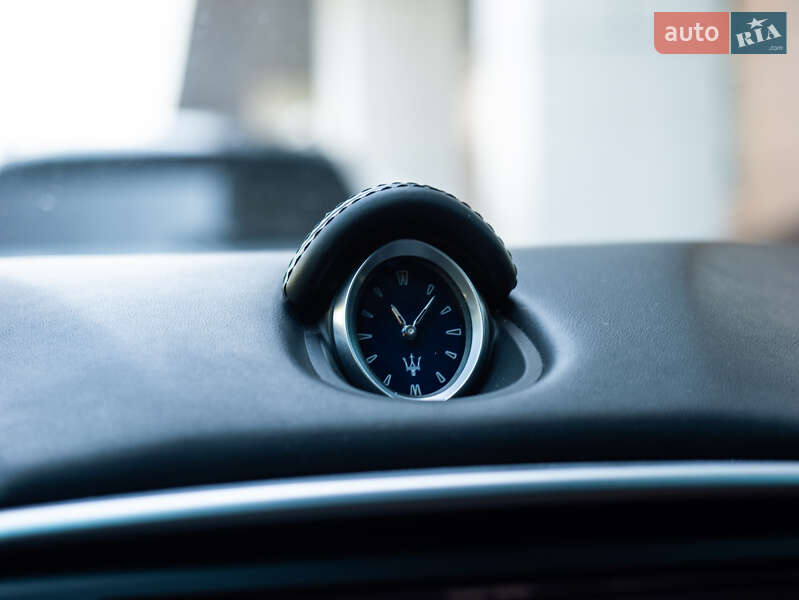 Седан Maserati Ghibli 2014 в Києві