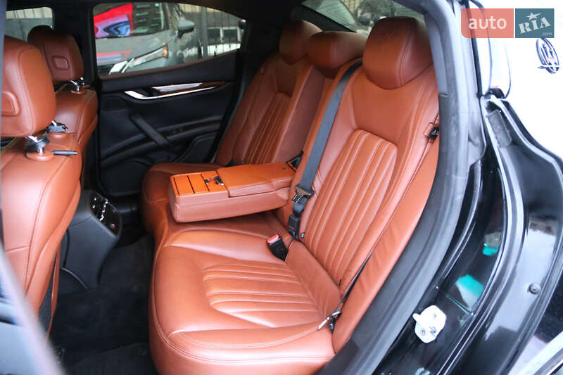 Седан Maserati Ghibli 2015 в Києві