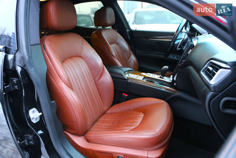 Седан Maserati Ghibli 2015 в Києві