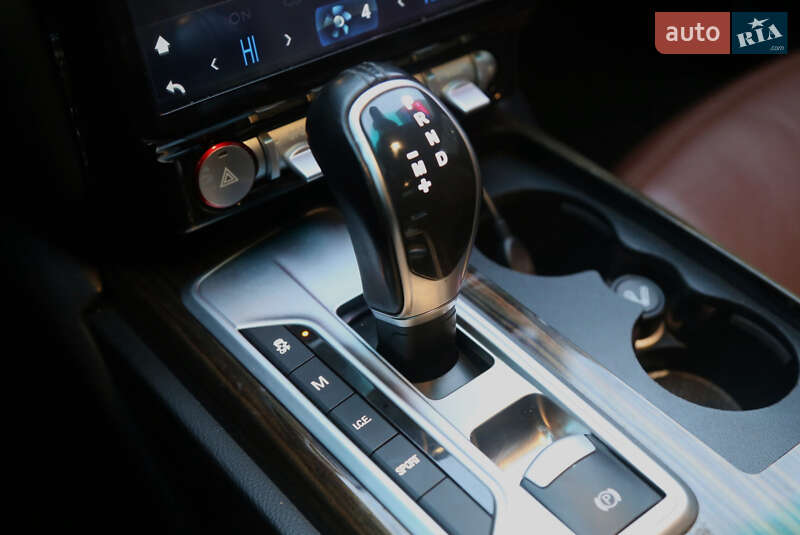 Седан Maserati Ghibli 2015 в Києві