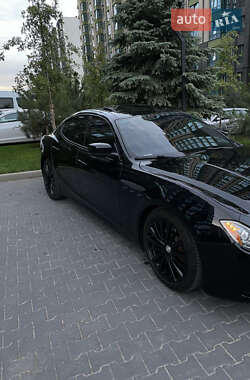 Седан Maserati Ghibli 2014 в 