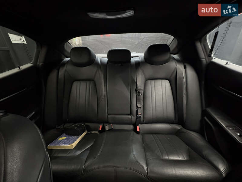 Седан Maserati Ghibli 2018 в Ровно