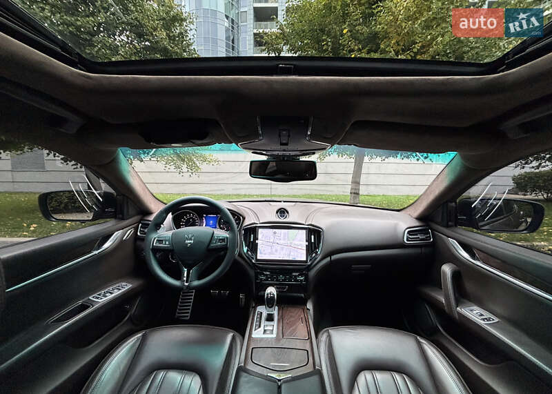 Седан Maserati Ghibli 2014 в Киеве