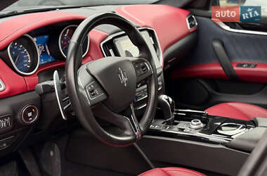 Седан Maserati Ghibli 2018 в 