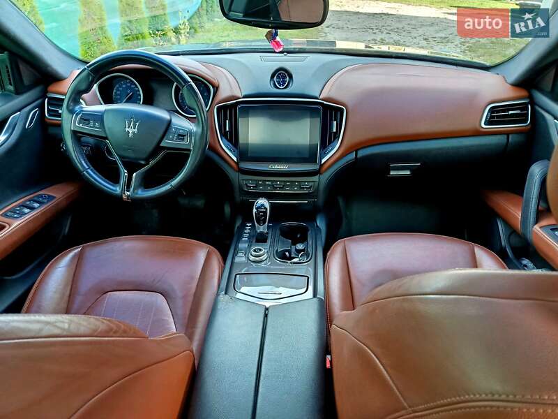 Седан Maserati Ghibli 2017 в Львове фото 5 Седан Maserati Ghibli 2017 в Львове