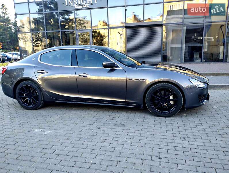 Седан Maserati Ghibli 2017 в Львове фото 11 Седан Maserati Ghibli 2017 в Львове