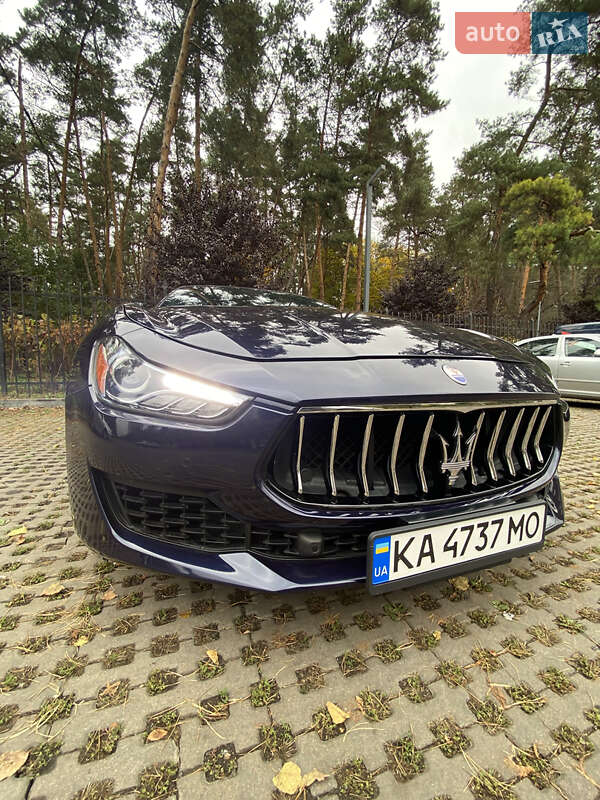 Седан Maserati Ghibli 2016 в Києві