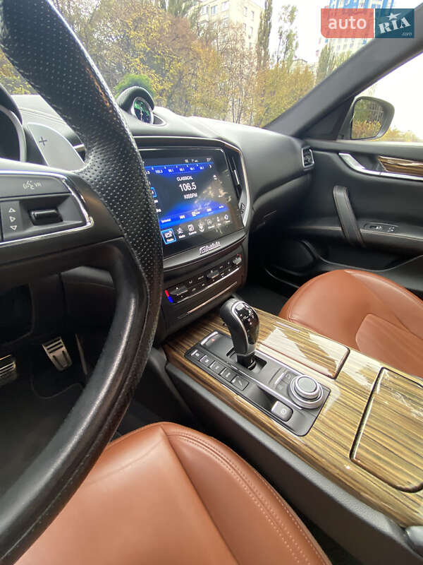 Седан Maserati Ghibli 2016 в Києві