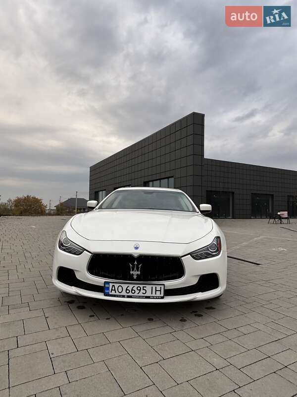 Седан Maserati Ghibli 2014 в Тячеве