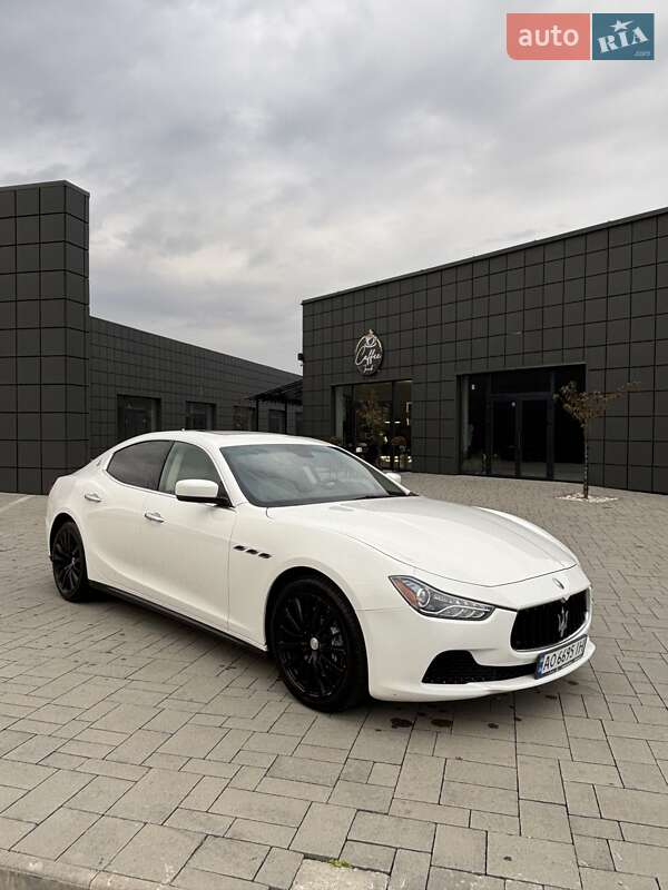 Седан Maserati Ghibli 2014 в Тячеве
