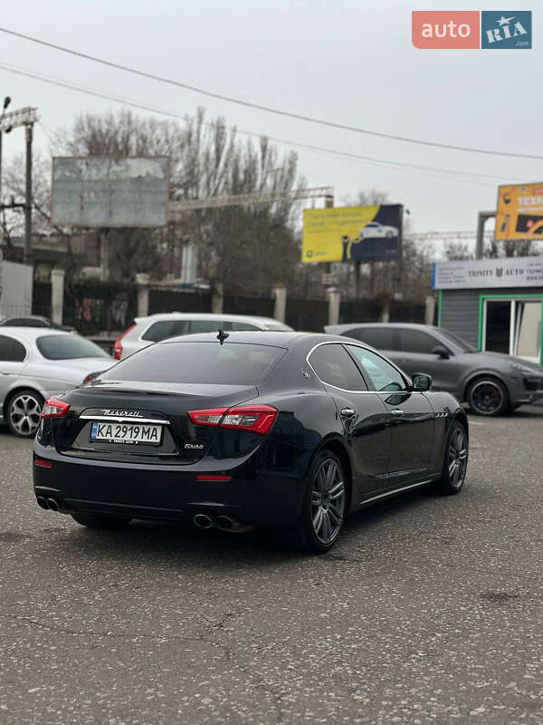Седан Maserati Ghibli 2014 в Киеве