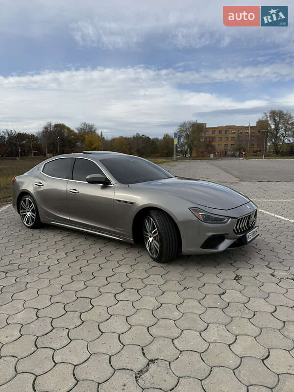 Седан Maserati Ghibli 2018 в Дніпрі фото 11 Седан Maserati Ghibli 2018 в Дніпрі