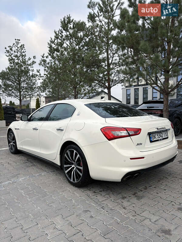 Седан Maserati Ghibli 2018 в Ровно