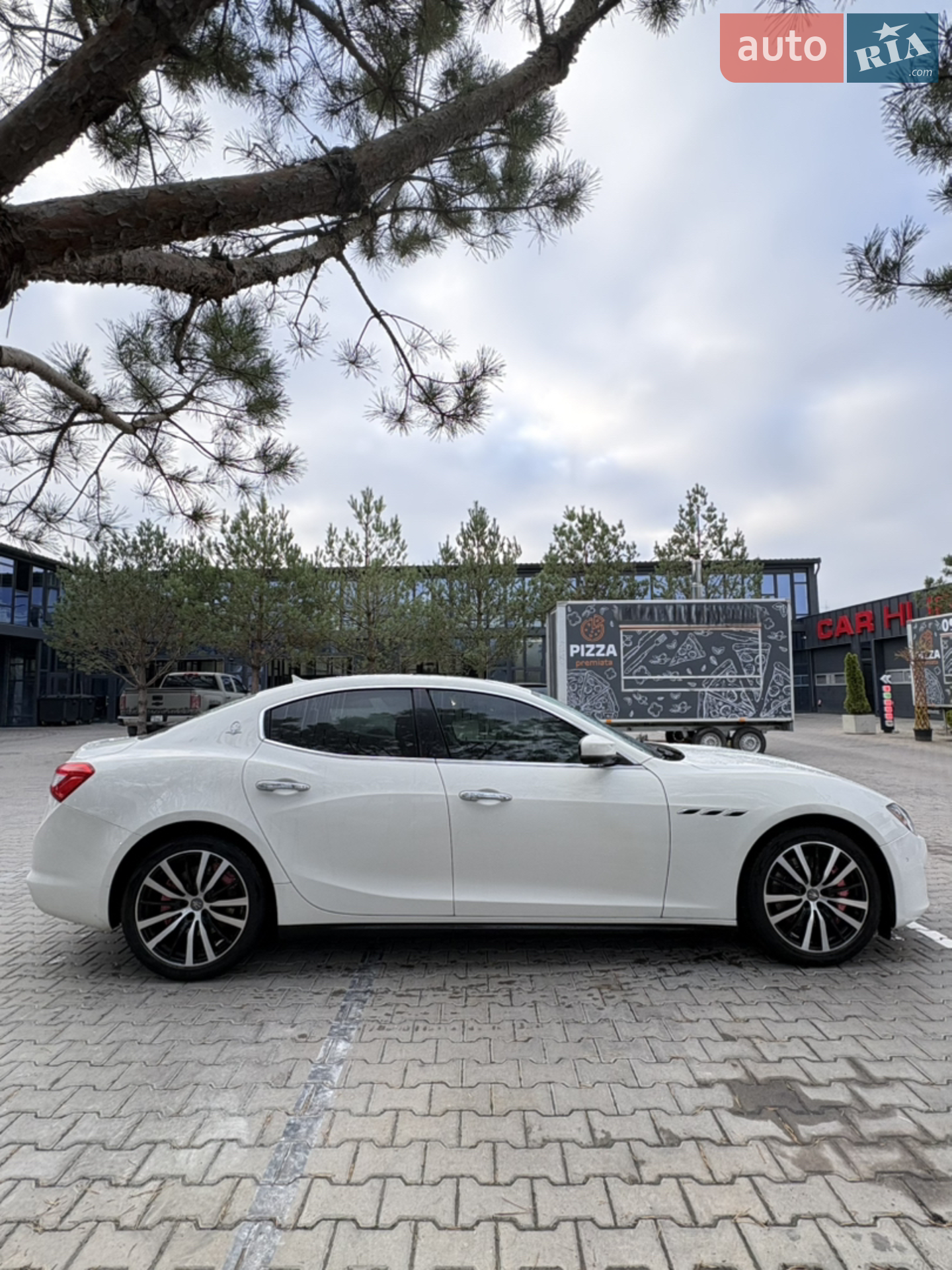 2018 Maserati Ghibli - мініатюра 11