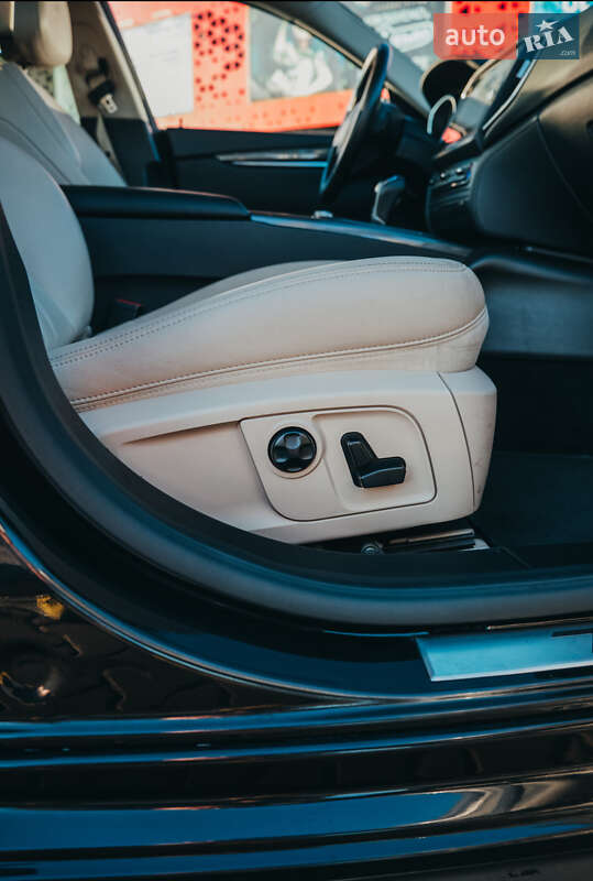 Седан Maserati Ghibli 2017 в Києві фото 12 Седан Maserati Ghibli 2017 в Києві