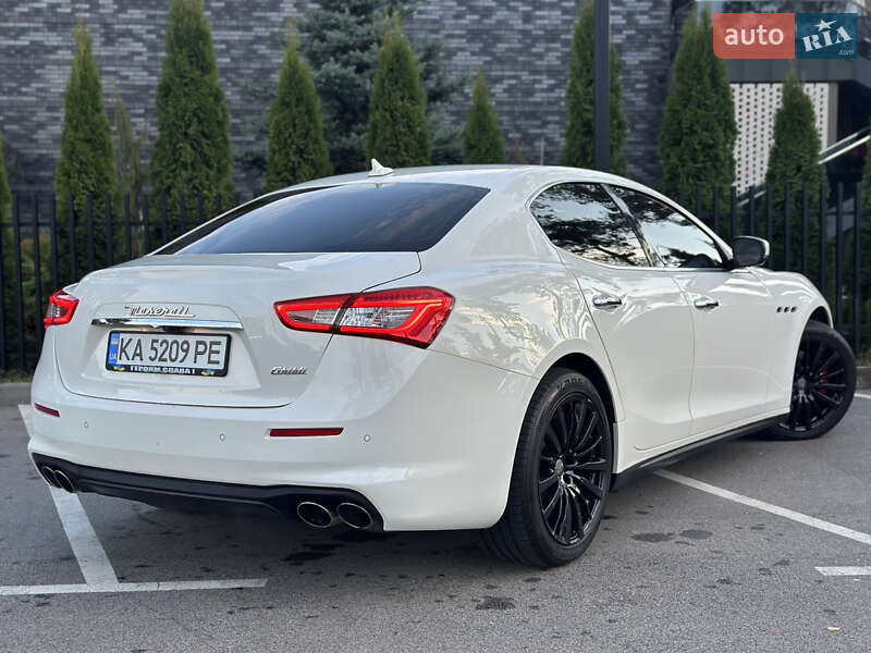 Седан Maserati Ghibli 2020 в Киеве фото 22 Седан Maserati Ghibli 2020 в Киеве
