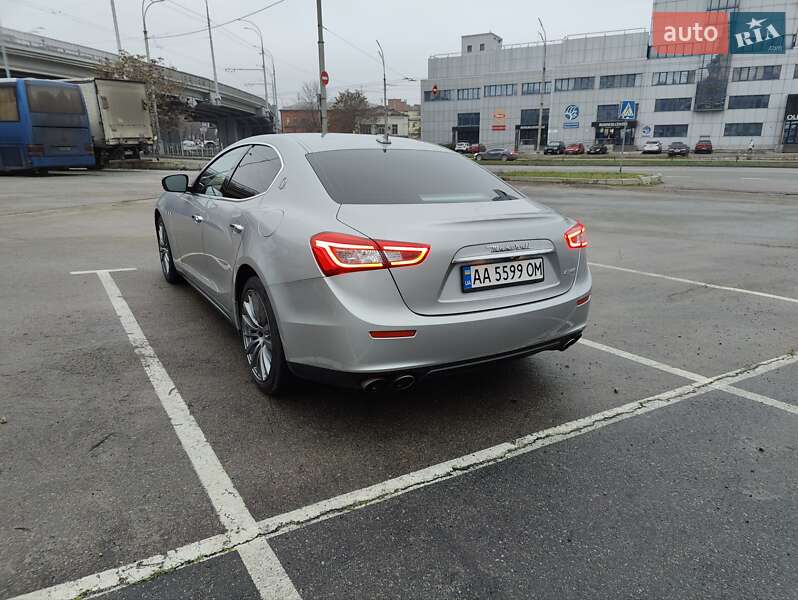 Седан Maserati Ghibli 2017 в Киеве фото 14 Седан Maserati Ghibli 2017 в Киеве
