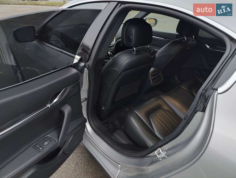 Седан Maserati Ghibli 2017 в Киеве фото 19 Седан Maserati Ghibli 2017 в Киеве
