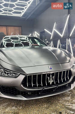 Седан Maserati Ghibli 2017 в Киеве