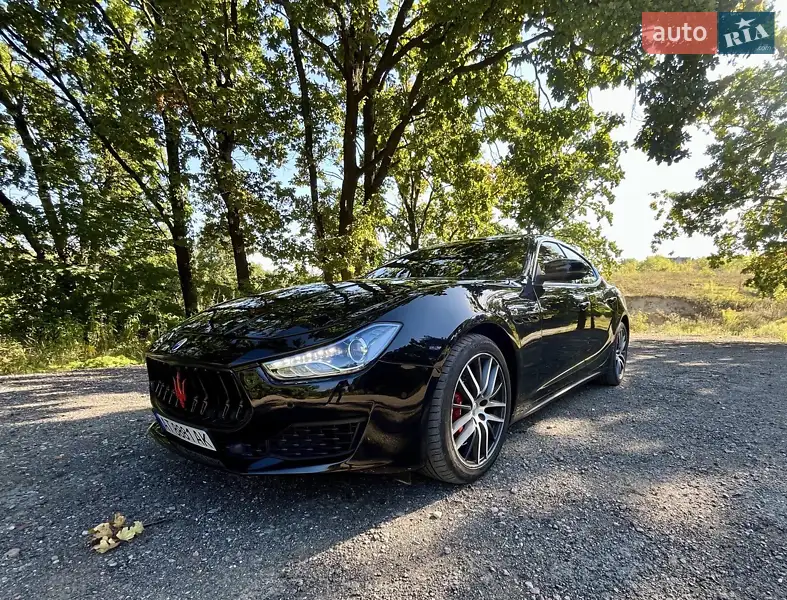 Maserati Ghibli 2018 VIN ZAM57YSA7K1314453 фото оголошення 4 з 58