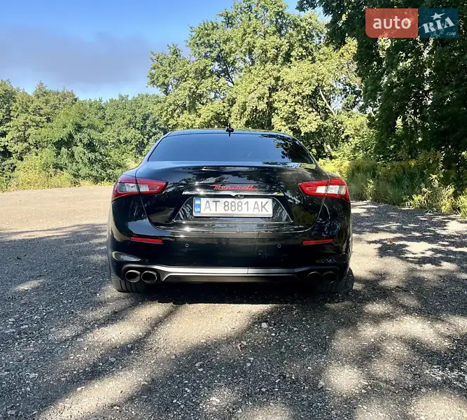 Maserati Ghibli 2018 VIN ZAM57YSA7K1314453 фото оголошення 11 з 58