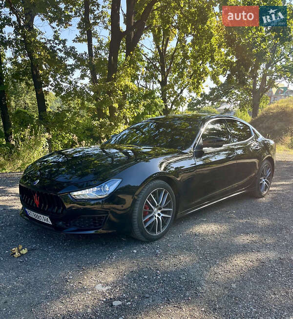 Седан Maserati Ghibli 2018 в Києві фото 24 Седан Maserati Ghibli 2018 в Києві