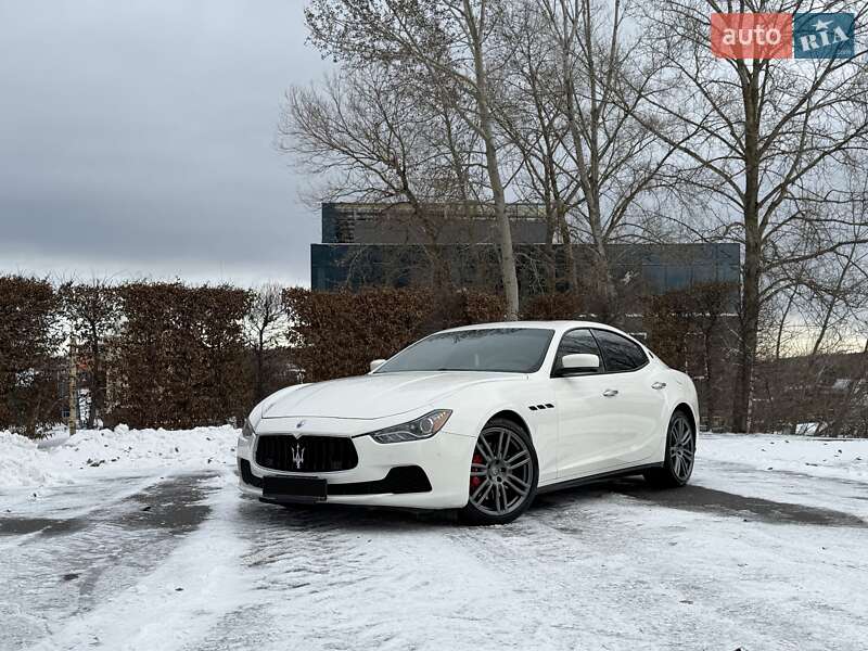 Maserati Ghibli 2015