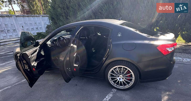Седан Maserati Ghibli 2016 в Киеве