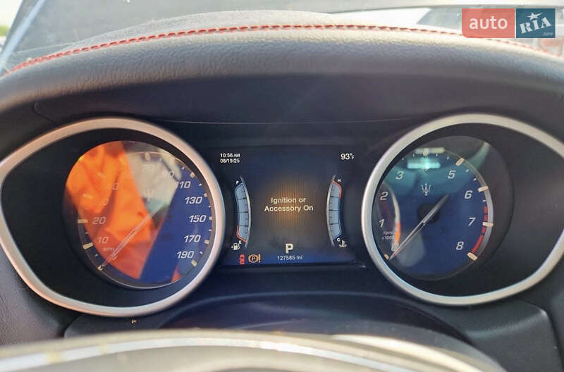 Седан Maserati Ghibli 2016 в Киеве фото 5 Седан Maserati Ghibli 2016 в Киеве