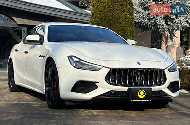 Седан Maserati Ghibli 2018 в Львові