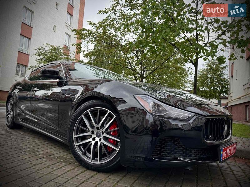 Седан Maserati Ghibli 2014 в Івано-Франківську