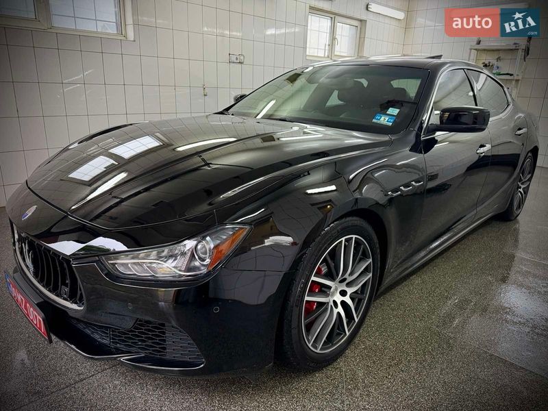 Седан Maserati Ghibli 2014 в Івано-Франківську