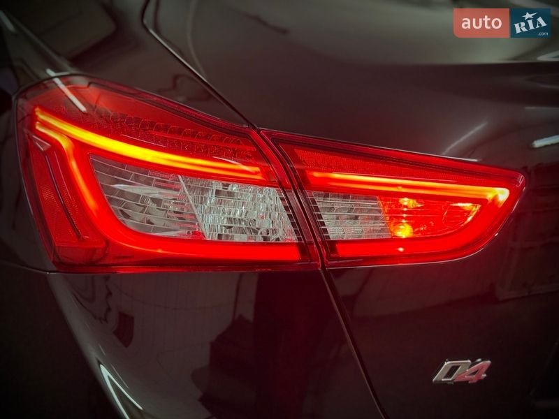 Седан Maserati Ghibli 2014 в Івано-Франківську