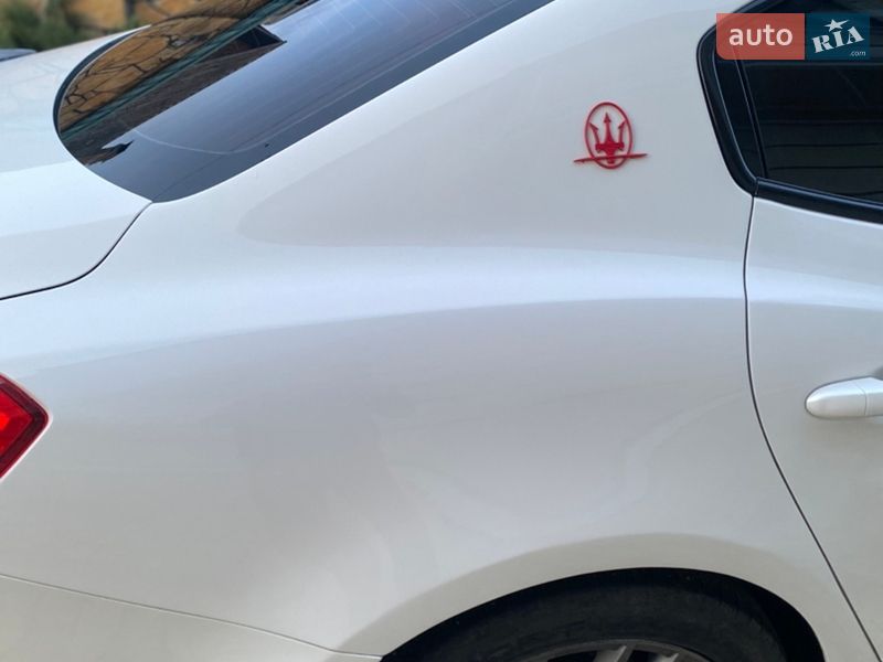 Седан Maserati Ghibli 2016 в Могилів-Подільському