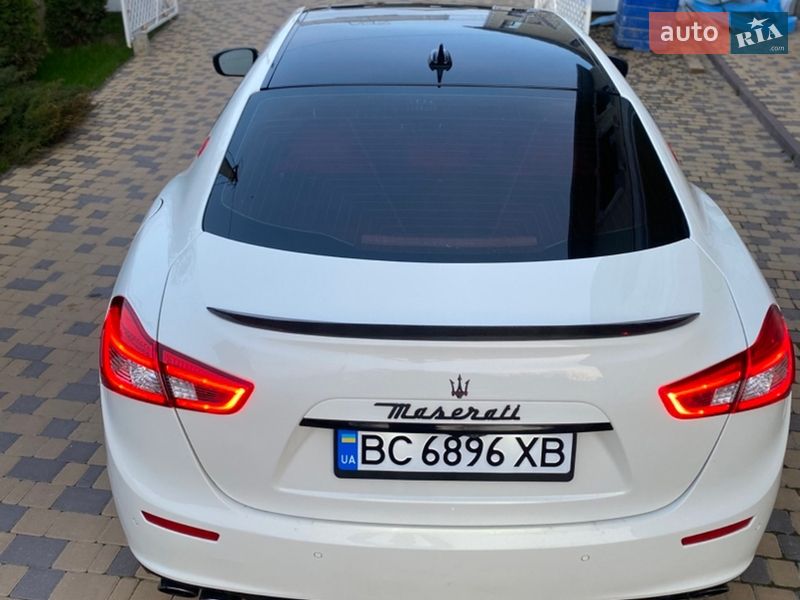 Седан Maserati Ghibli 2016 в Могилів-Подільському