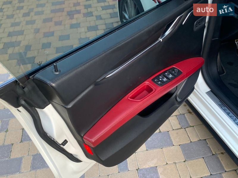 Седан Maserati Ghibli 2016 в Могилів-Подільському