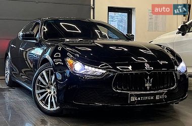 Седан Maserati Ghibli 2014 в Львові